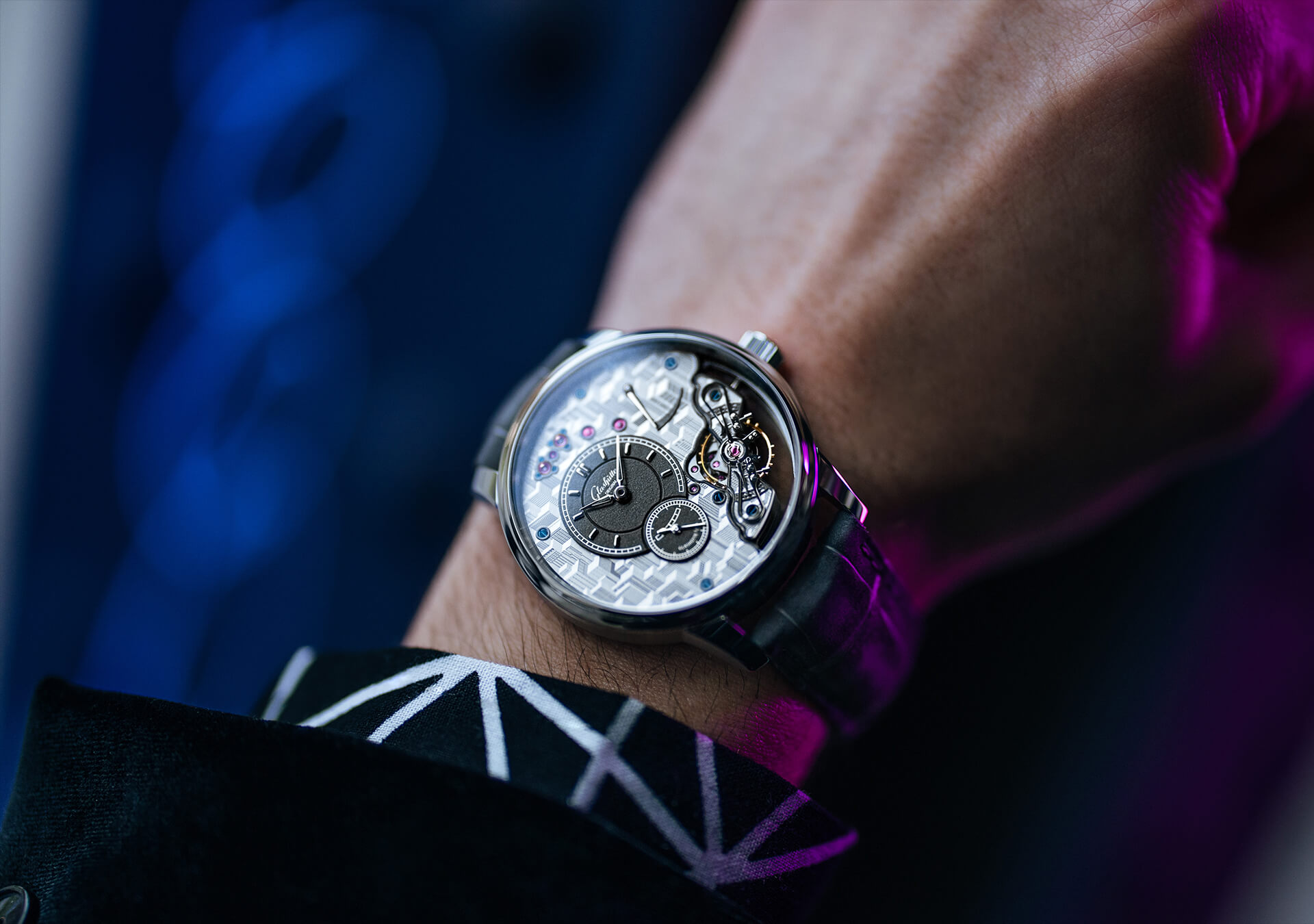                                                  Glashuette_Original-W16612010362-Detail-7
                                              