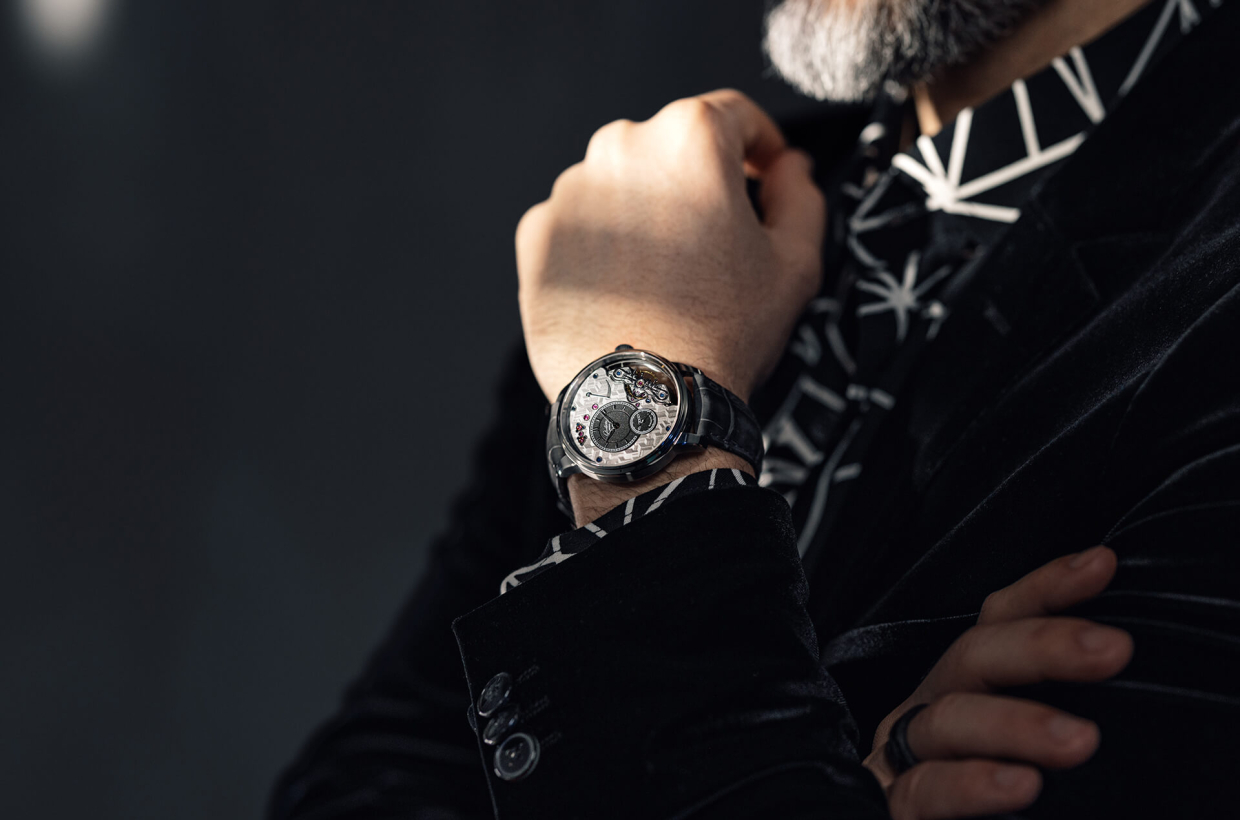                                          Glashuette_Original-W16612010362-Detail-9
                                      