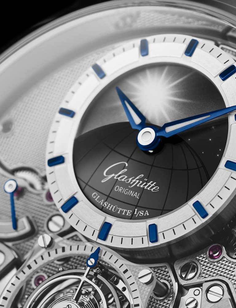                                                  Glashuette_Original-W15806010361-Detail-8
                                              