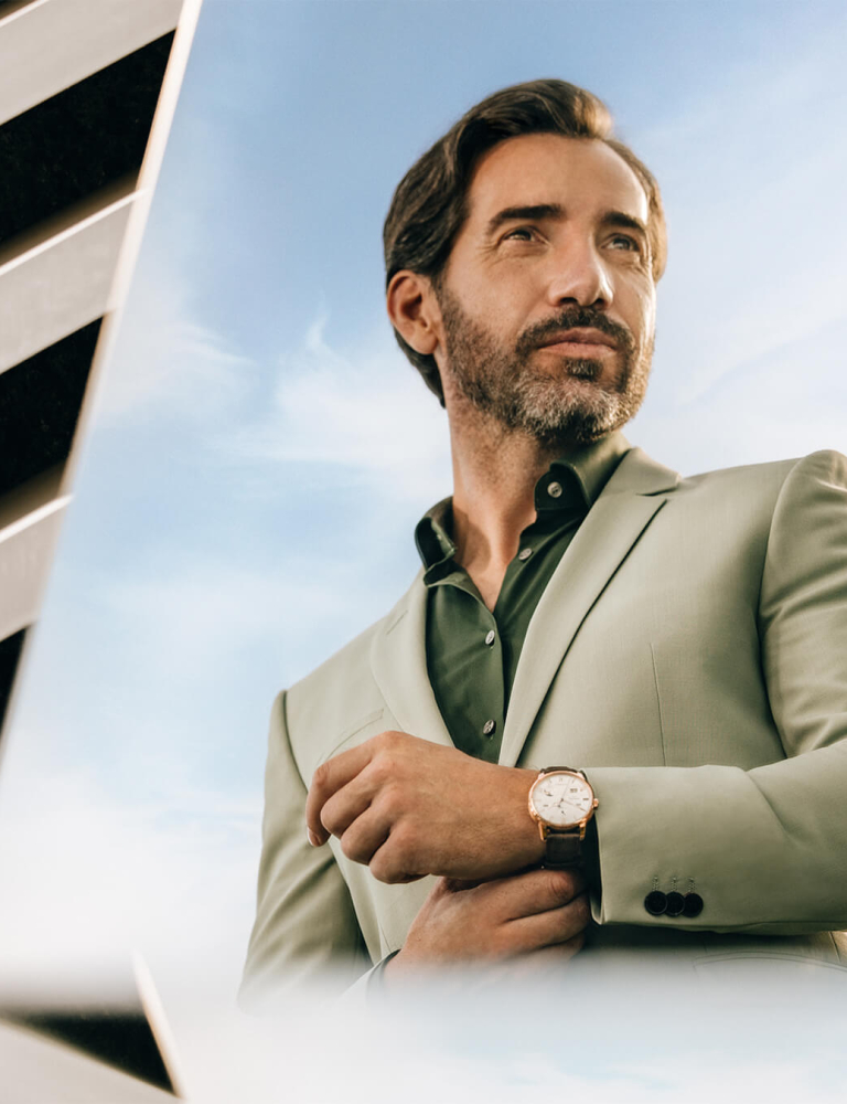                                                  Glashuette_Original-W13612020562-Lifestyle-1
                                              