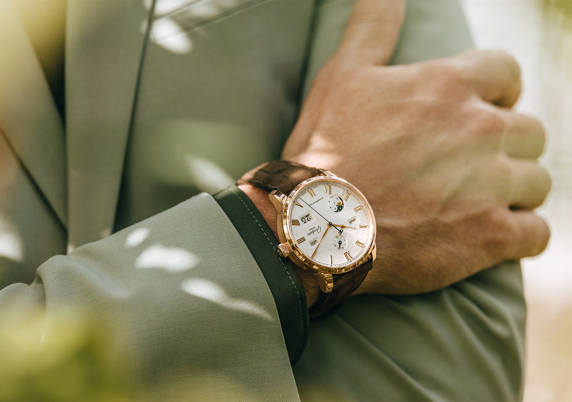                                                 Glashuette_Original-W13612020562-Lifestyle-2
                                              