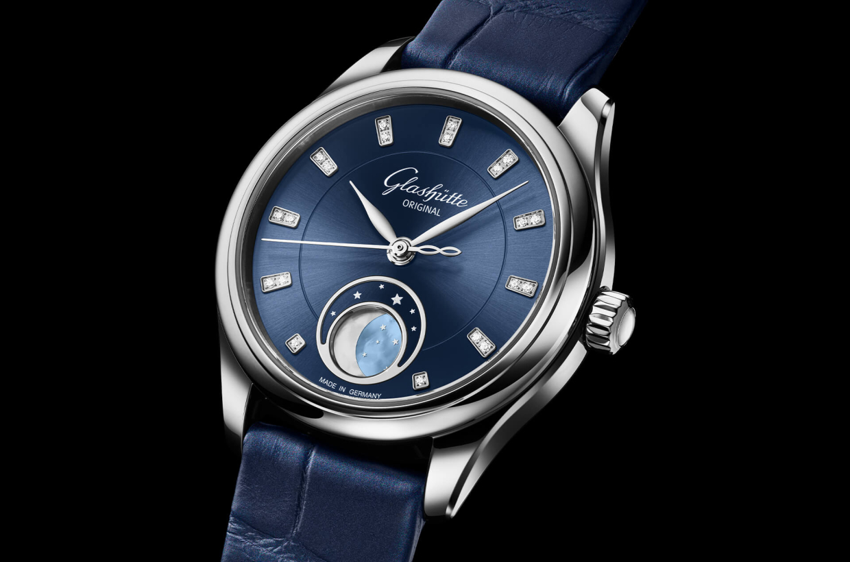 Radiant blue dial