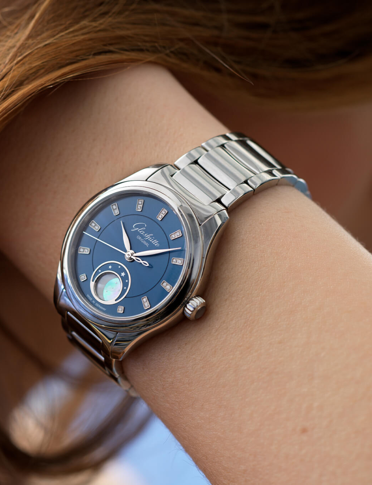                                                  Glashuette_Original-W13514030214-Detail-5
                                              