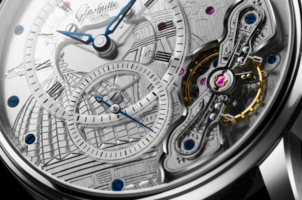                                                  Glashuette_Original-W19103010361-Gallery-1
                                              