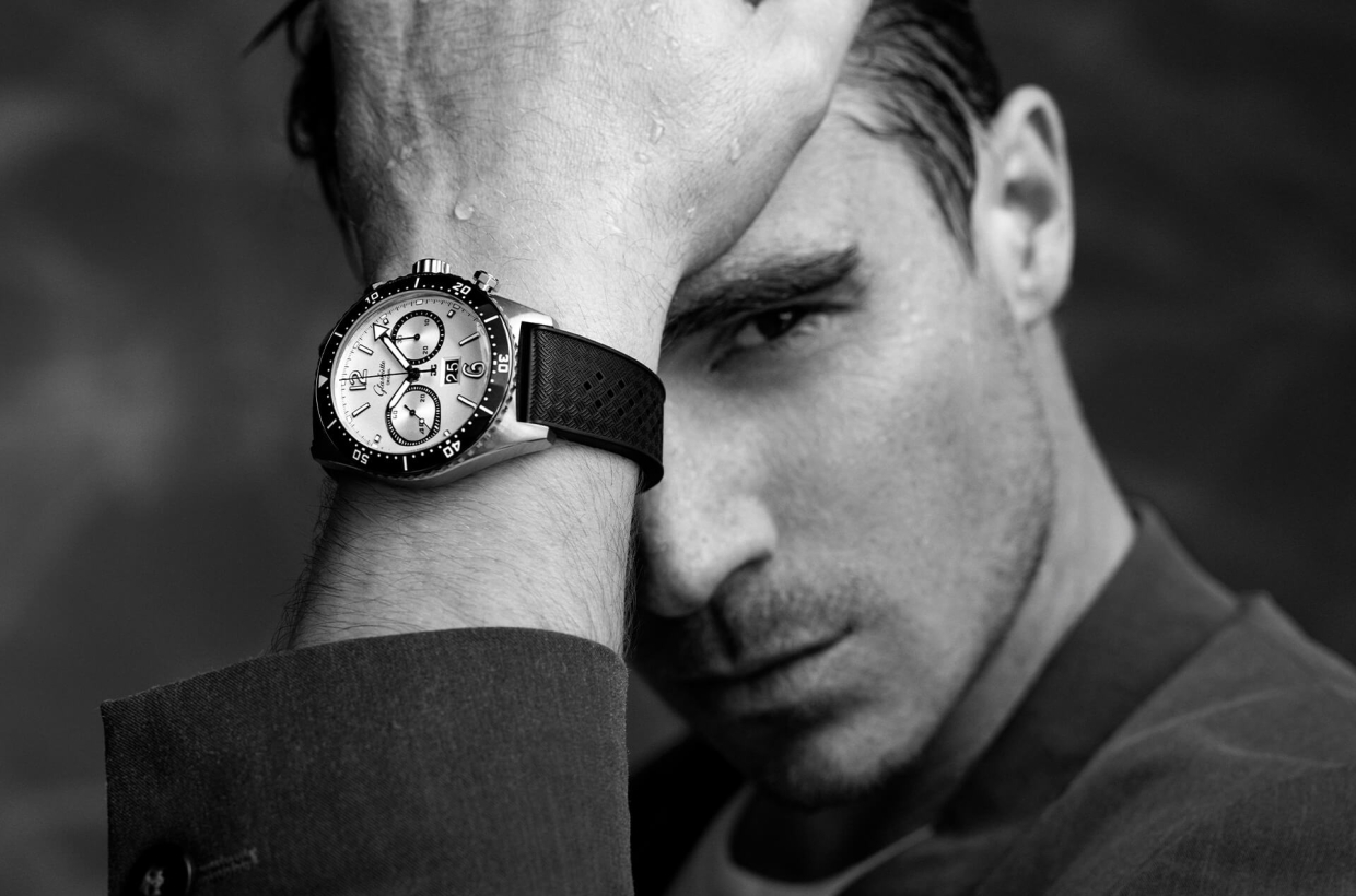                                          Glashuette_Original-W13723038033-Lifestyle-2
                                      