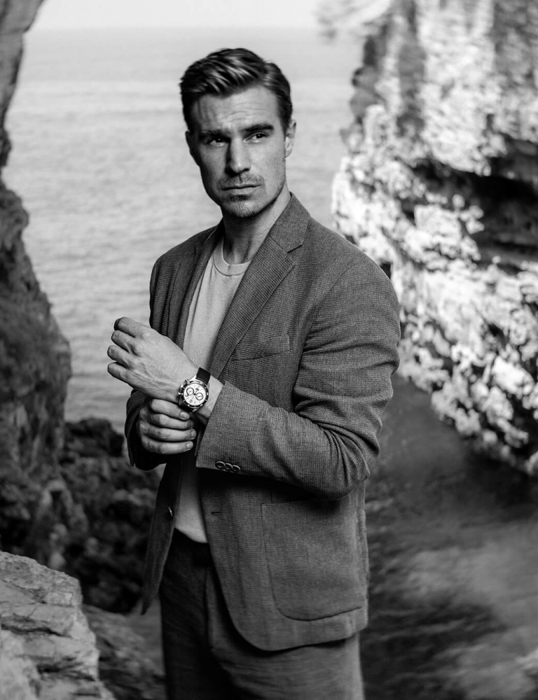                                                  Glashuette_Original-W13723038033-Lifestyle-3
                                              
