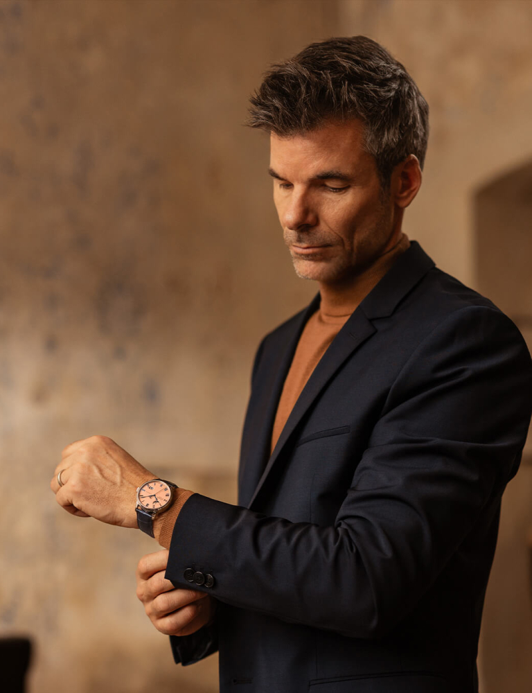                                                  Glashuette_Original-13624040261-10
                                              