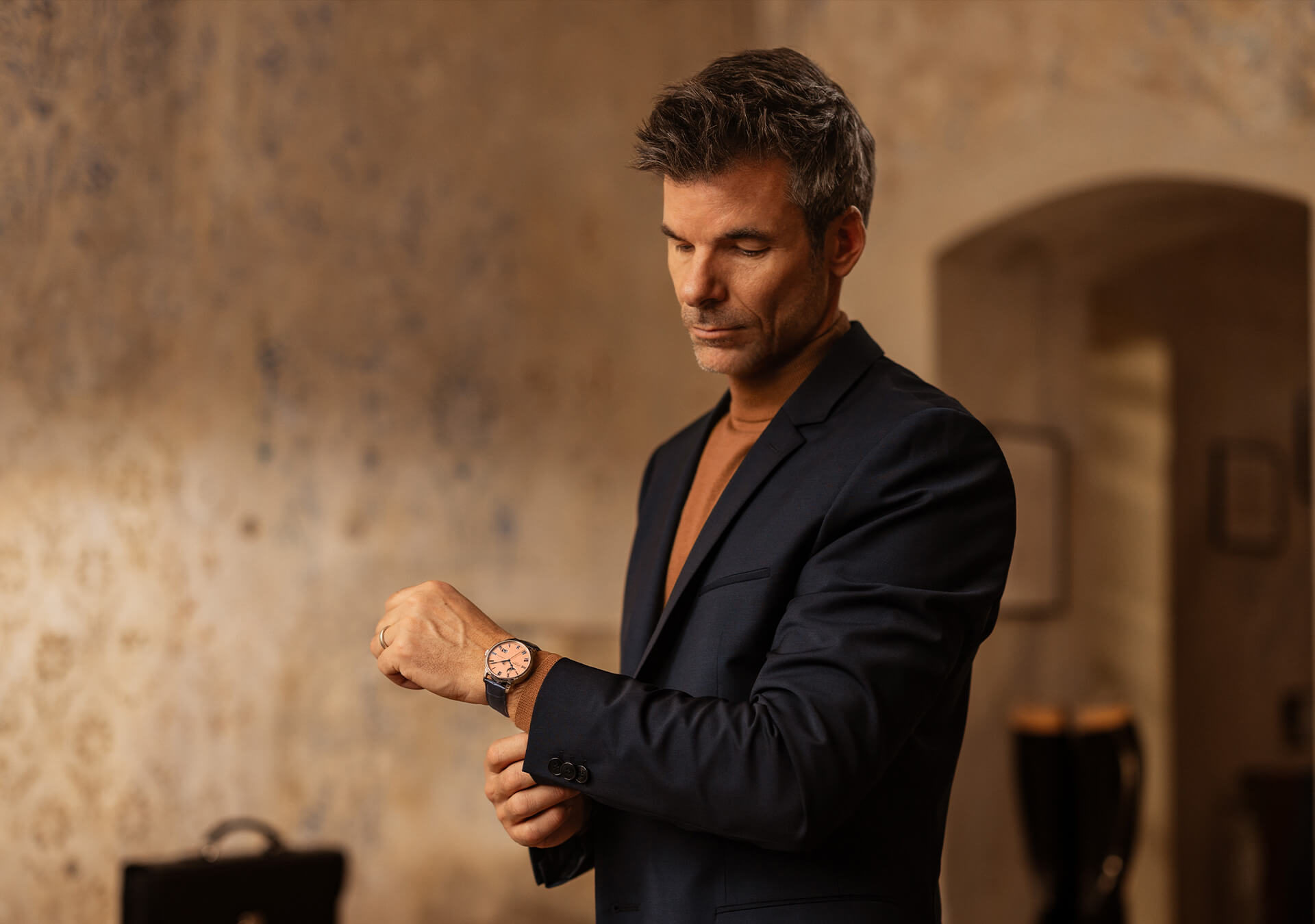                                                  Glashuette_Original-13624040261-10
                                              