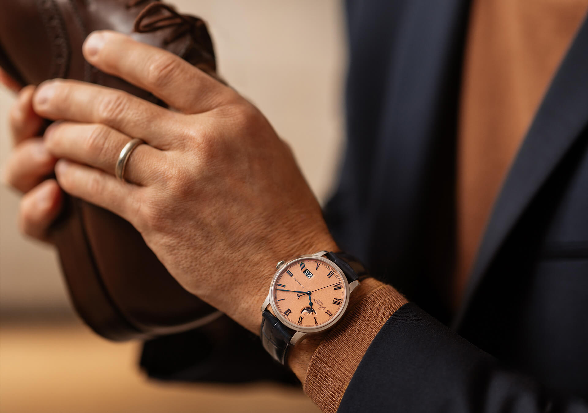                                                  Glashuette_Original-13624040261-9
                                              