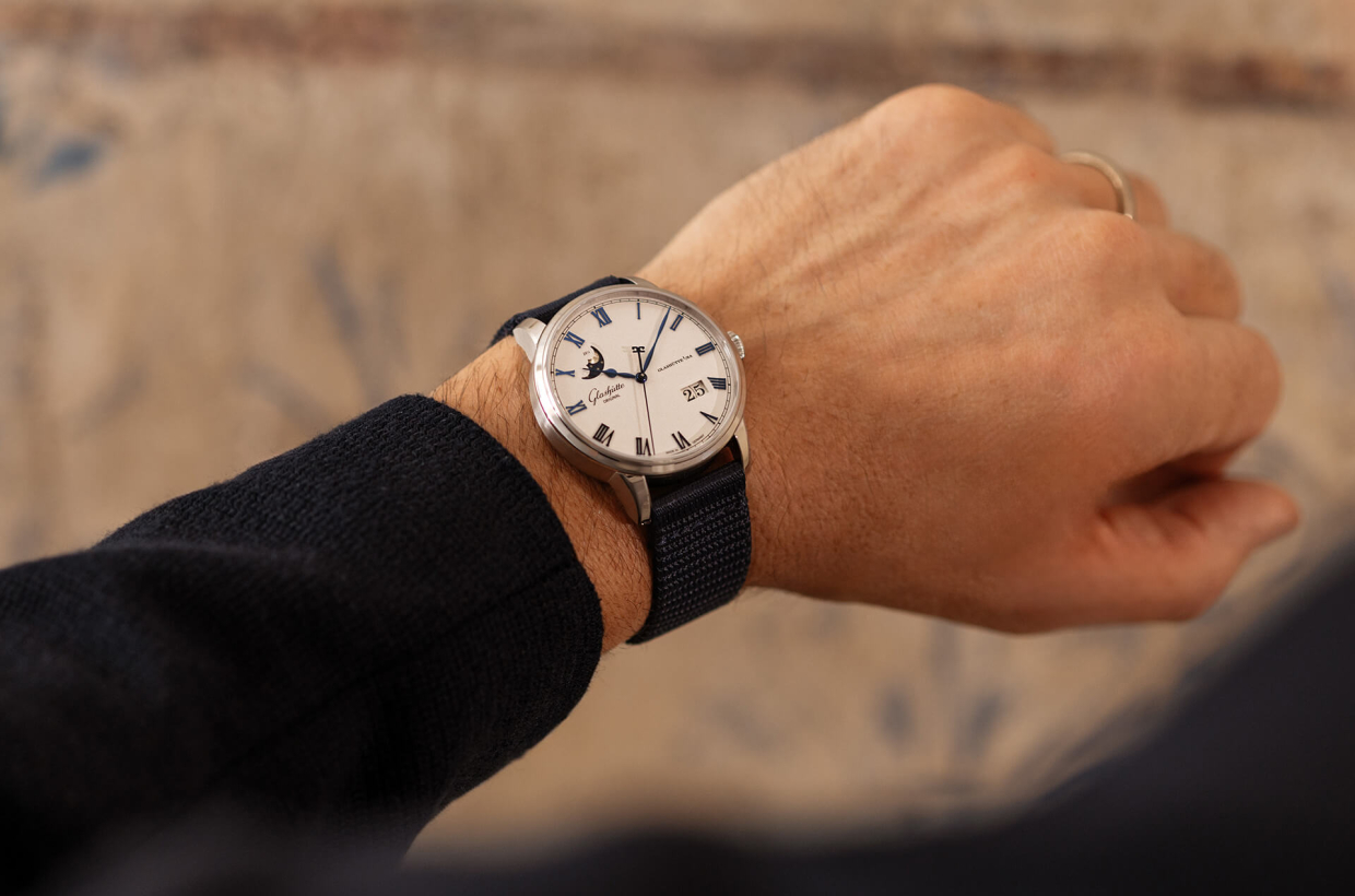                                          Glashuette_Original-W13624050261-7
                                      