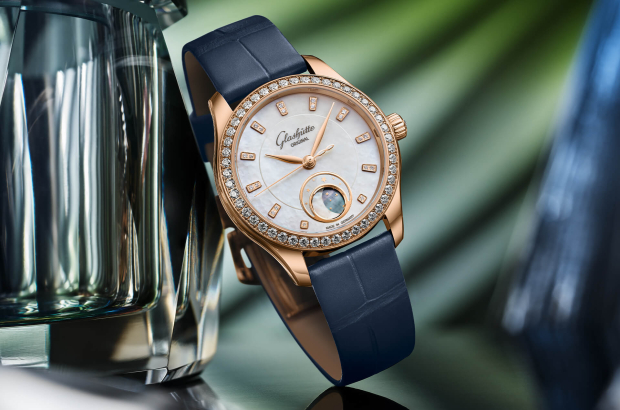                                                  Glashuette_Original-W13514011504-6
                                              