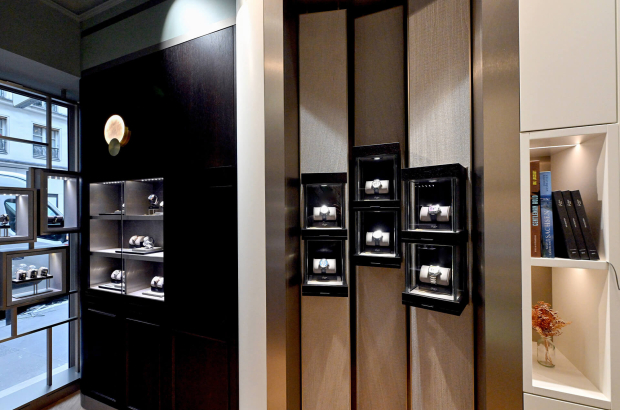                                                  Glashuette_Original-Boutique-Paris-3
                                              