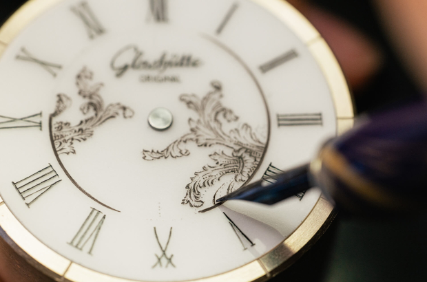                                                  Glashuette_Original-W13616030501-Detail-10
                                              