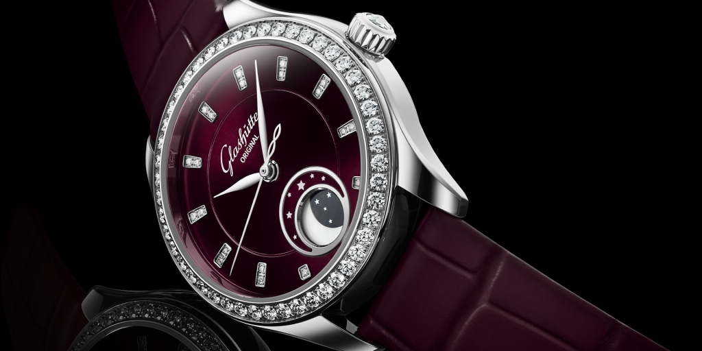 Glamorous in stainless steel